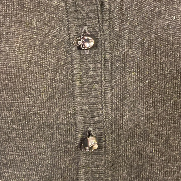 Pamela Dennis Women’s Small Black Semi Fitted Skull Buttons Cardigan - Picture 5 of 10